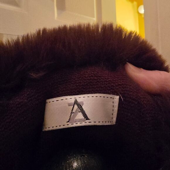 CHOCOLATE BROWN FAUX FUR LAYERED CAPE - Picture 7 of 7